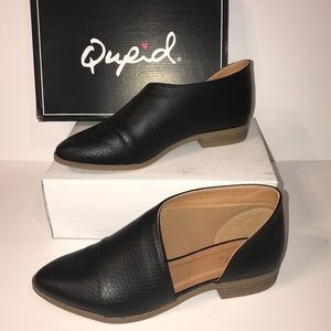 Awesome eye catching snakeskin pattern open flats